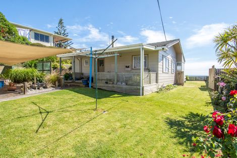 Photo of property in 359 Pukehina Parade, Pukehina, Te Puke, 3189