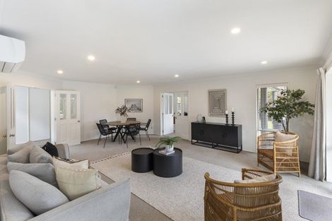 Photo of property in 1 Oaktree Lane, Bishopdale, Christchurch, 8053