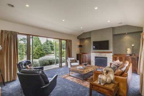 Photo of property in 17a Montgomery Terrace, Hokowhitu, Palmerston North, 4410