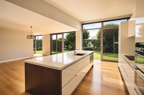 Photo of property in 276 Lake Road, Hauraki, Auckland, 0622