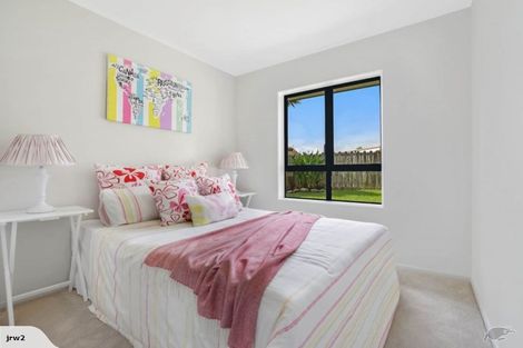 Photo of property in 207 Burswood Drive, Burswood, Auckland, 2013