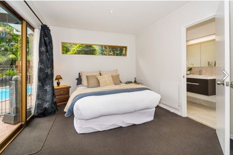 Photo of property in 43 Maxwelton Drive, Mairangi Bay, Auckland, 0630