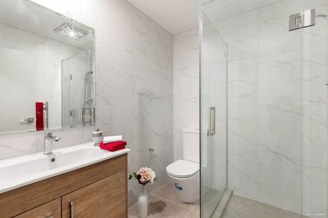 Photo of property in 35 Rutland Road, Stanley Point, Auckland, 0624