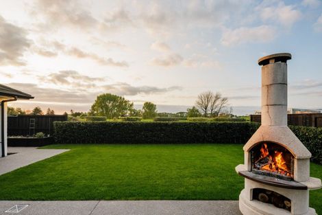 Photo of property in 32 Helen June Avenue, Flagstaff, Hamilton, 3210