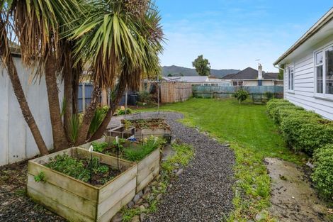 Photo of property in 3 Totara Street, Wainuiomata, Lower Hutt, 5014