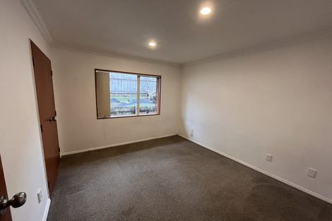 Photo of property in 3 Lake Panorama Drive, Henderson, Auckland, 0612
