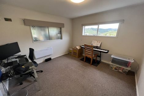 Photo of property in 12 Buxton Avenue, Karori, Wellington, 6012