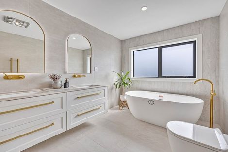 Photo of property in 4 The Landing, Riverhead, 0820