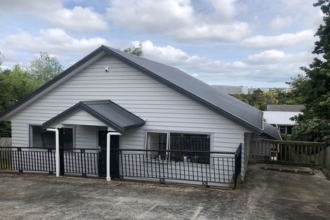 Photo of property in 7a Seymour Road, Sunnyvale, Auckland, 0612