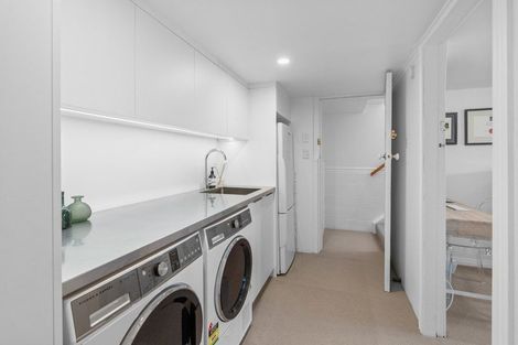 Photo of property in 11 Hereford Street, Roslyn, Dunedin, 9010