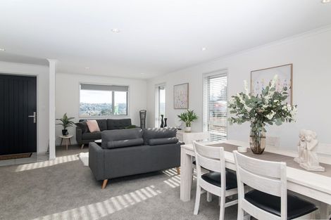 Photo of property in 1 Te Akau Place, One Tree Point, 0118