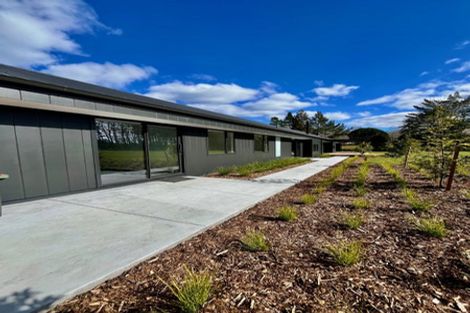 Photo of property in 49 Three Oaks Drive, Dairy Flat, 0794