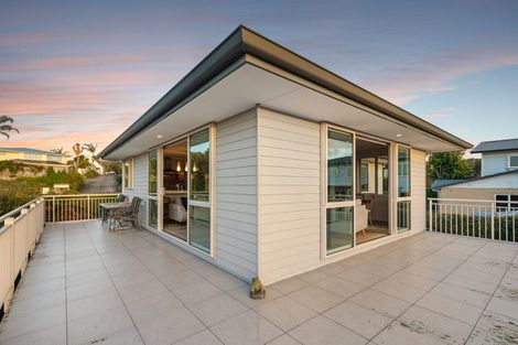 Photo of property in 34 Waikite Road, Welcome Bay, Tauranga, 3112