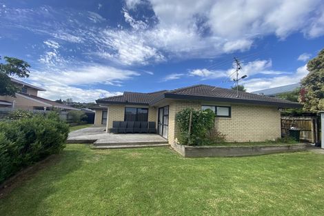 Photo of property in 16 Fremantle Place, Pakuranga Heights, Auckland, 2010