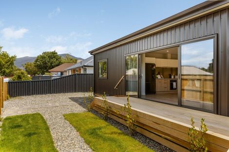 Photo of property in 142 Waenga Drive, Cromwell, 9310