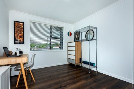 Photo of property in 150 Beach Road, North New Brighton, Christchurch, 8083