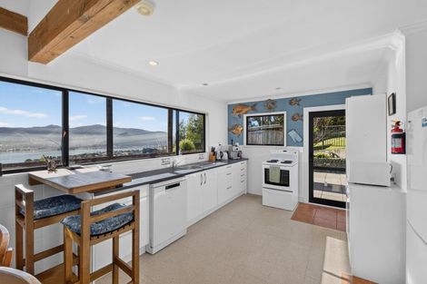 Photo of property in 6 Doris Faigan Lane, Charteris Bay, Lyttelton, 8971