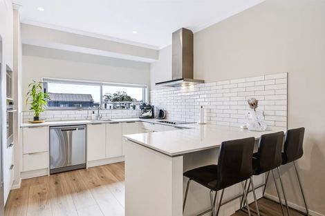 Photo of property in 35 Roundel Crescent, Whenuapai, Auckland, 0618