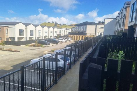 Photo of property in 41 Tukari Lane, Mangere Bridge, Auckland, 2022