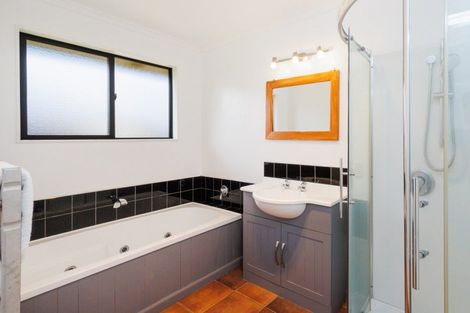 Photo of property in 34 Meridian Grove, Kelvin Grove, Palmerston North, 4414
