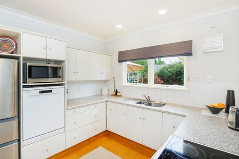 Photo of property in 15 Belgrave Place, Awapuni, Palmerston North, 4412