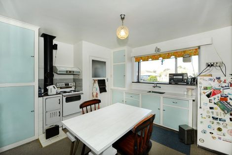 Photo of property in 27 Taurima Street, Hei Hei, Christchurch, 8042