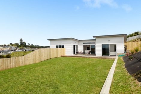 Photo of property in 12 Southill Way, Pyes Pa, Tauranga, 3112