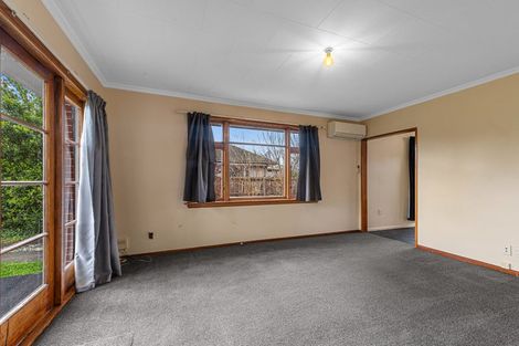 Photo of property in 66 Pembroke Street, Avondale, Christchurch, 8061