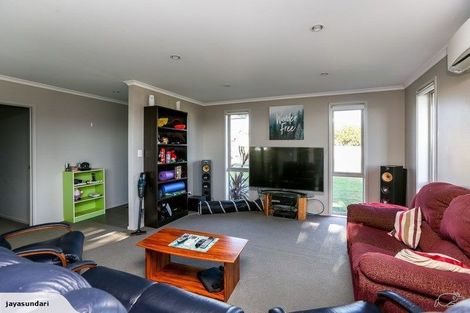 Photo of property in 1 Keene Drive, Bell Block, New Plymouth, 4312
