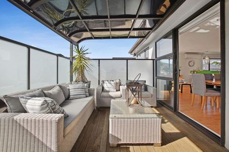 Photo of property in 21 Waller Avenue, Bucklands Beach, Auckland, 2012