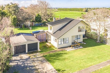 Photo of property in 1 Lupton Street, Waverley, 4510