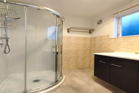 Photo of property in 79 Harrington Road, Henderson, Auckland, 0610