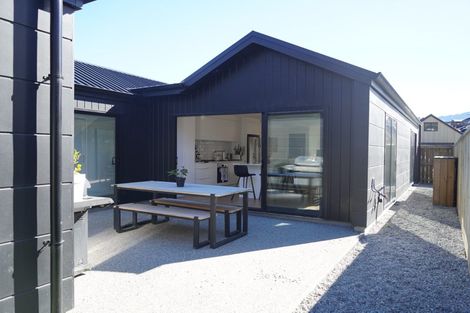 Photo of property in 93 Drysdale Road, Jacks Point, 9371