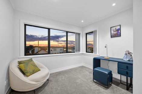 Photo of property in 5 Kingfisher Road, Silverdale, 0932