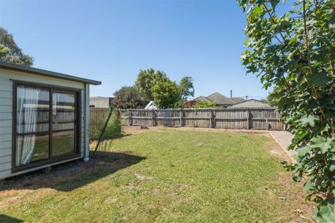 Photo of property in 240 Weston Road, Mairehau, Christchurch, 8052
