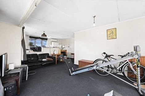 Photo of property in 10 Holland Road, Fairfield, Hamilton, 3214