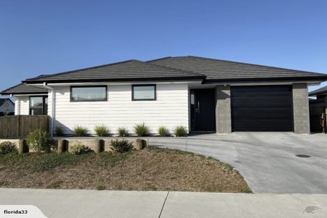 Photo of property in 2 Monaro Place, Papamoa, 3118