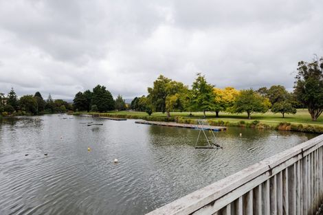 Photo of property in 8 Caccia Birch Lane, Hokowhitu, Palmerston North, 4410