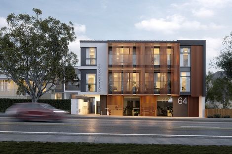 Photo of property in 2/64 Coronation Road, Hillcrest, Auckland, 0627