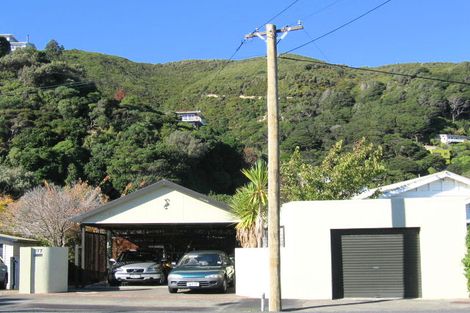 Photo of property in 377 Muritai Road, Eastbourne, Lower Hutt, 5013