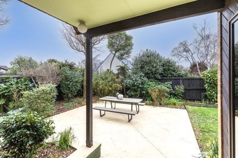 Photo of property in 21 Dunrobin Place, Avonhead, Christchurch, 8042