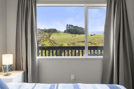 Photo of property in 25 Robertson Street, Raglan, 3225