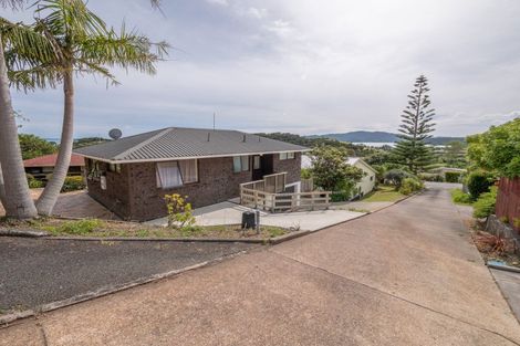 Photo of property in 19 Cable Bay Block Road, Cable Bay, 0420