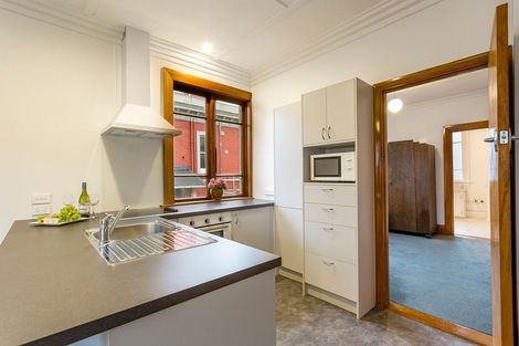 Photo of property in 53 Manor Place, Dunedin Central, Dunedin, 9016