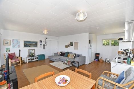 Photo of property in 44 Hauraki Road, Leigh, Warkworth, 0985