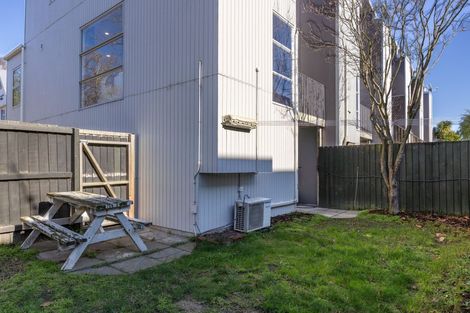 Photo of property in 1/3 Grove Road, Addington, Christchurch, 8024