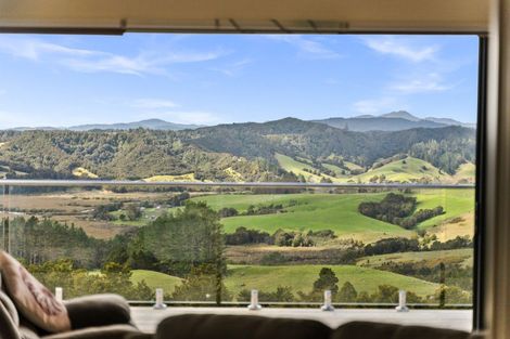 Photo of property in 275 Pakaru Road, Kawakawa, 0282