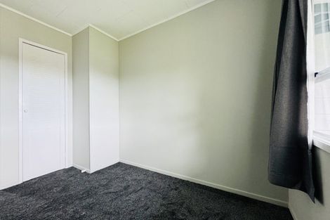 Photo of property in 52 Keegan Drive, Massey, Auckland, 0614