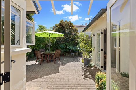 Photo of property in 7 Mcleod Mews, Rototuna, Hamilton, 3210