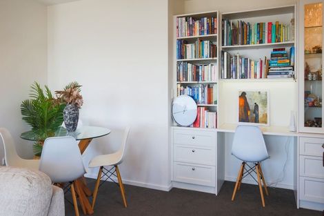 Photo of property in 31 Soleares Avenue, Mount Pleasant, Christchurch, 8081